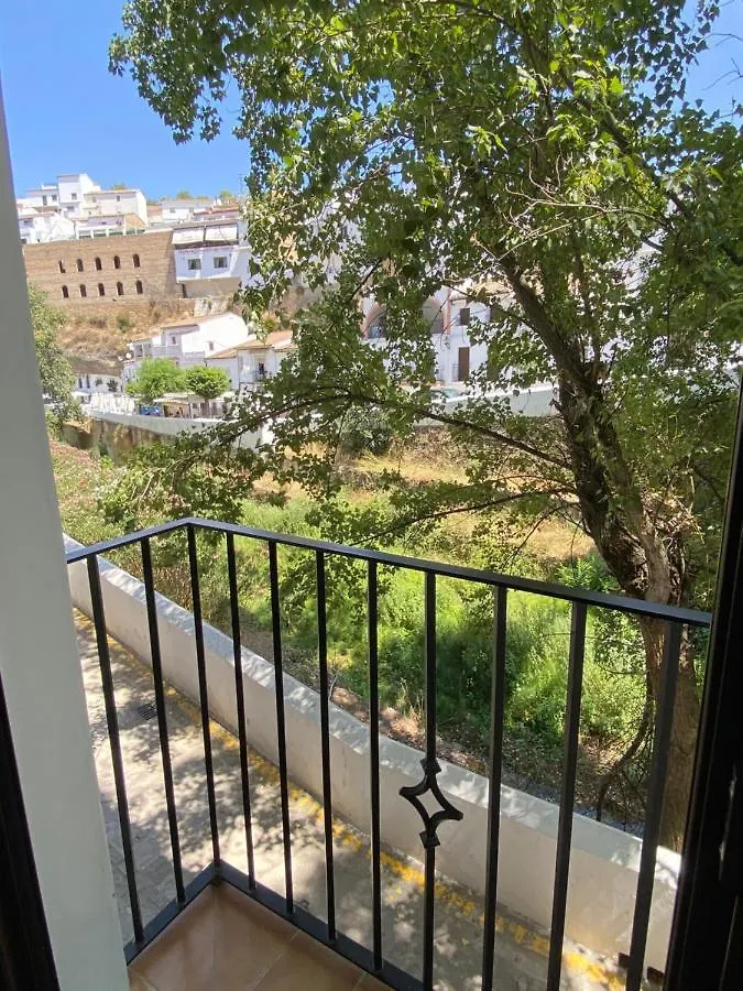 Villa Casa Cueva Un Rincon En La Roca Setenil De Las Bodegas Ferienhaus